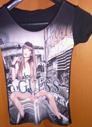 Суперская футболка guess