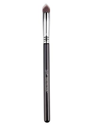 Кисть кабуки sigma beauty 3dhd precision brush