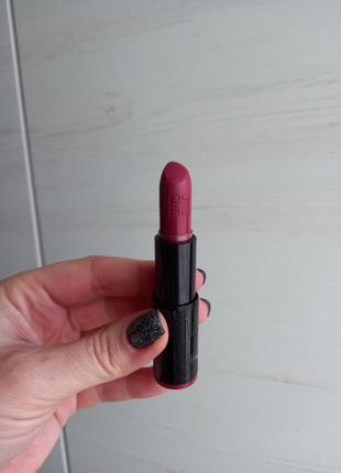 Помада givenchy rouge interdit