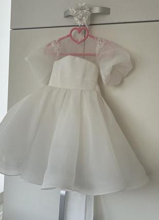Платье нарядное на 1 год - 2,3 года1 фото