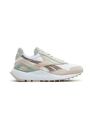 Кожаные кроссовки reebok classic leather legacy

41-42 размер