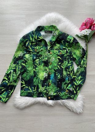 Джинсовая куртка