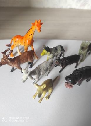 Животные игрушечные миниатюра состояние отличное2 фото