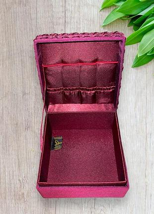 Шкатулка для украшений