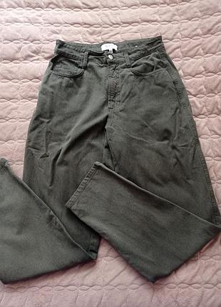 Джинсы цвет хаки, защитный, стретч, в идеальном состоянии