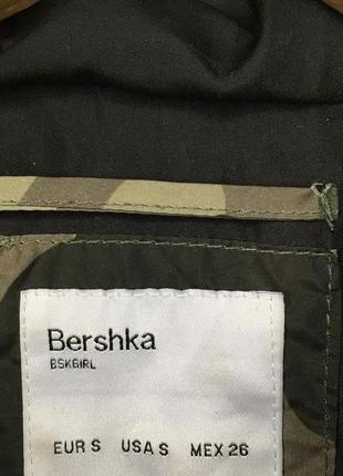 Вітрьовка bershka2 фото