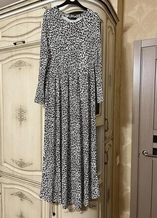 Платье в леопардовый принт marks&spencer