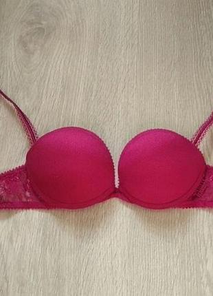 Оригінальний брендовий бюстгальтер triumph 32 a в кольорі марсала