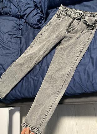 Джинси