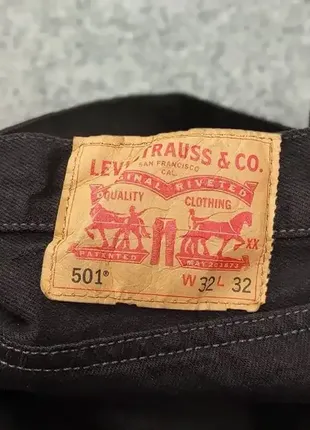 Оригінальні чоловічі чорні джинси levis 5019 фото