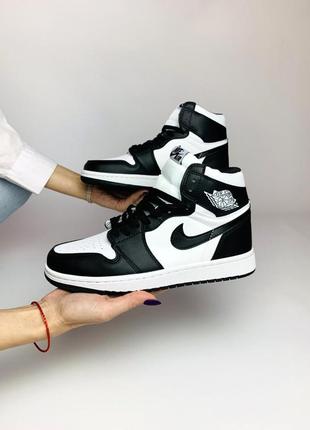 Женские кроссовки nike air jordan 1 retro high black white 1 / smb