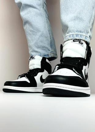 Жіночі кросівки nike air jordan 1 retro high black white 1 / smb4 фото