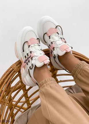 Крутые женские кроссовки бело-розового цвета3 фото