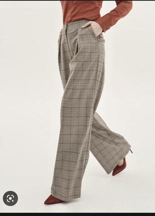 Брюки-палаццо в клетку