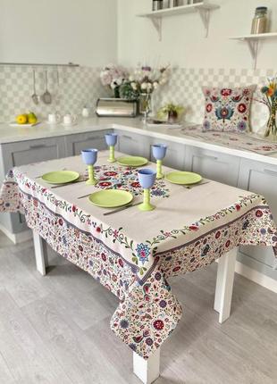 Скатертина гобеленова limasо 137 х 137 см.