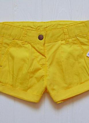Kiabi. розмір 3 роки. нові яскраві легкі шорти для дівчинки