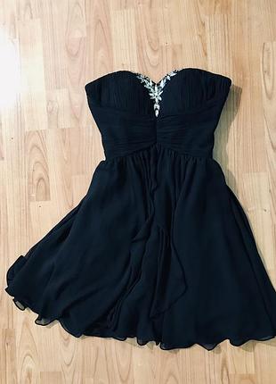 Романтичне плаття на випускний