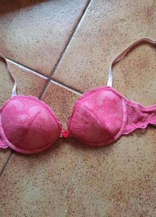 Продам дуже гарний бюст , мереживо, новий.