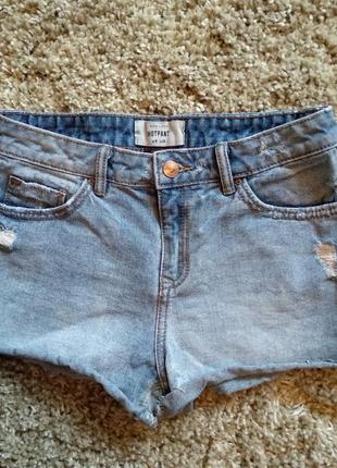 Джинсовые шорты