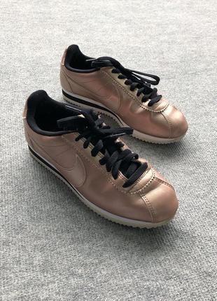 Оригинальные кроссовки nike wmns classic cortez leather sneakers metallic red4 фото