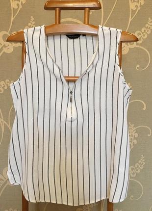 Очень красивая и стильная брендовая блузка 20.