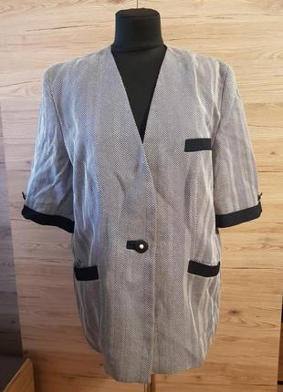 Красивий жекет/піджак! німеччина! manfred mettner!