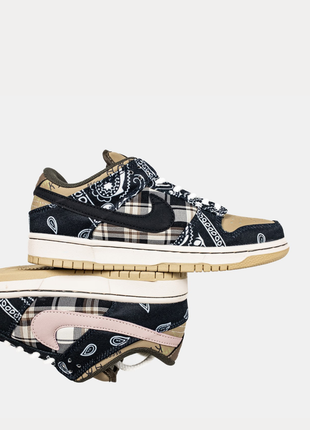 Стильные кожаные кроссовки nike sb dunk x travis-scott. дополнительные шнуровки1 фото