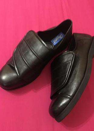 Легкие кожаные туфли на липучках для проблемных ног-chums