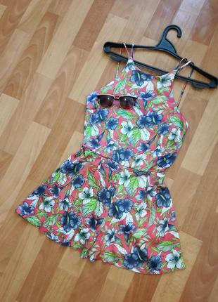 Красивий ромпер в квіти