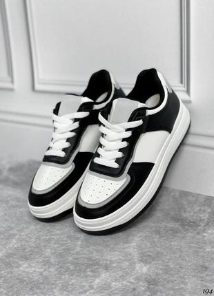 Жіночі чорно білі кросівки5 фото