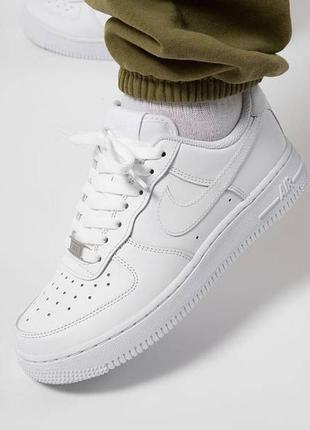 Оригинальные женские кроссовки nike wmns air force 1 low "triple white"