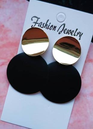 Серьги черные 2