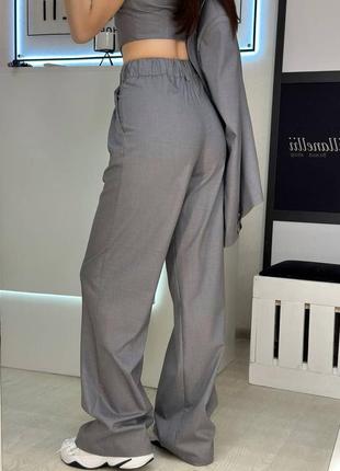 Костюм тройка брючный классика деловой жакет жилет брюки палаццо серый4 фото