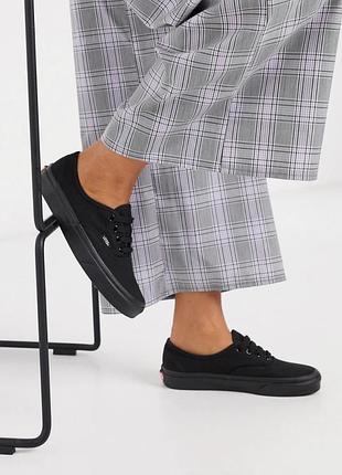 Полностью черные стильные кеды кроссовки мокасины слипоны vans authentic all black ванс