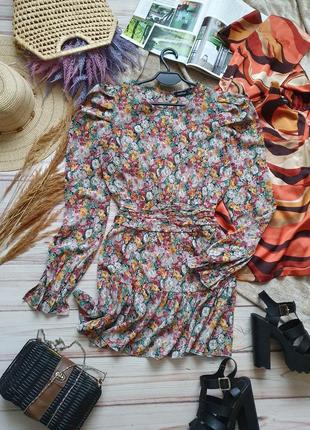 Цветочное платье с широкими рукавами в винтажном стиле8 фото
