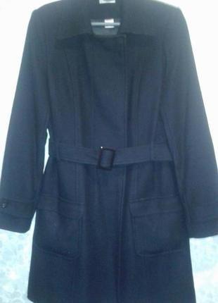 Красивое черное женское шерстяное пальто весна осень