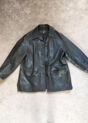 Шкіряна куртка жіноча