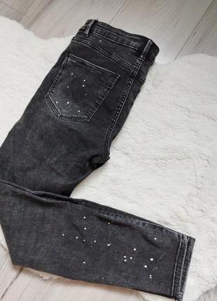 Джинси скіні