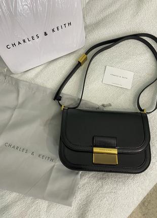 Стильна сумка charles & keith charlot bag black на через плече чорна