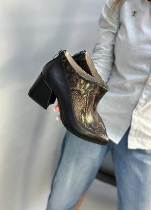 Комбинированные кожаные ботинки2 фото