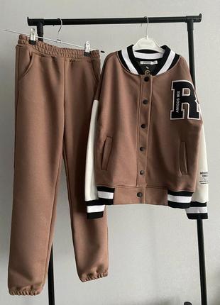 Костюм для дівчинки