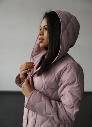 Стеганая демисезонная женская куртка, стильная куртка - бомбер, весенняя, осенняя ветровка с капюшон