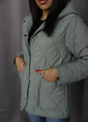 Стеганая демисезонная женская куртка, стильная куртка - бомбер, весенняя, осенняя ветровка с капюшон1 фото