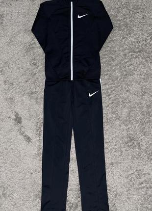 Спортивний костюм nike sportswear, оригінал, розмір xs/s