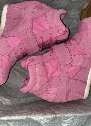 Очень крутые сникерсы ash😍 оригинал