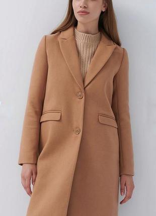 Пальто класичне