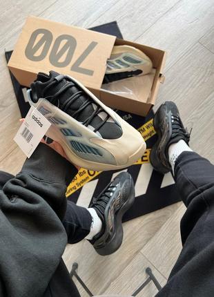 Кроссовки женские/мужские премиум качества adidas yeezy 700 v3 kyanite2 фото