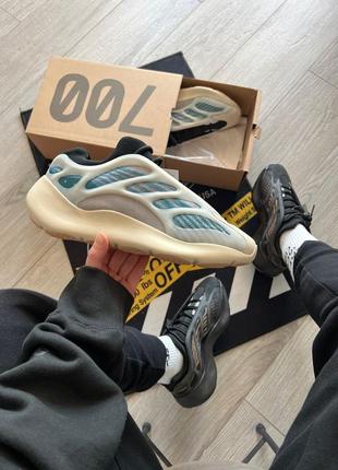 Кроссовки женские/мужские премиум качества adidas yeezy 700 v3 kyanite1 фото