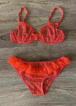 Шикарний,комплект, нижньоі, білизни, коралового, кольору, від дорогого бренду: princesse tam. tam.