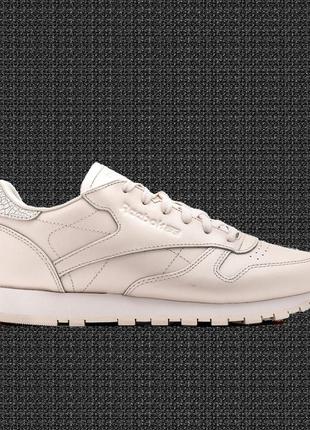 Женские кроссовки reebok classic leather - 39 размер